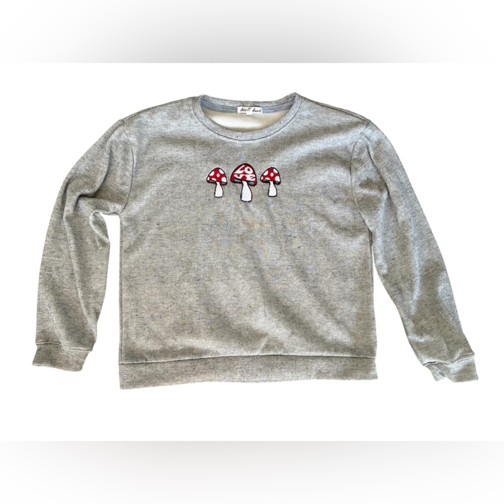 Derek Heart Embroidered Mushroom Heart Sweatshirt Medium